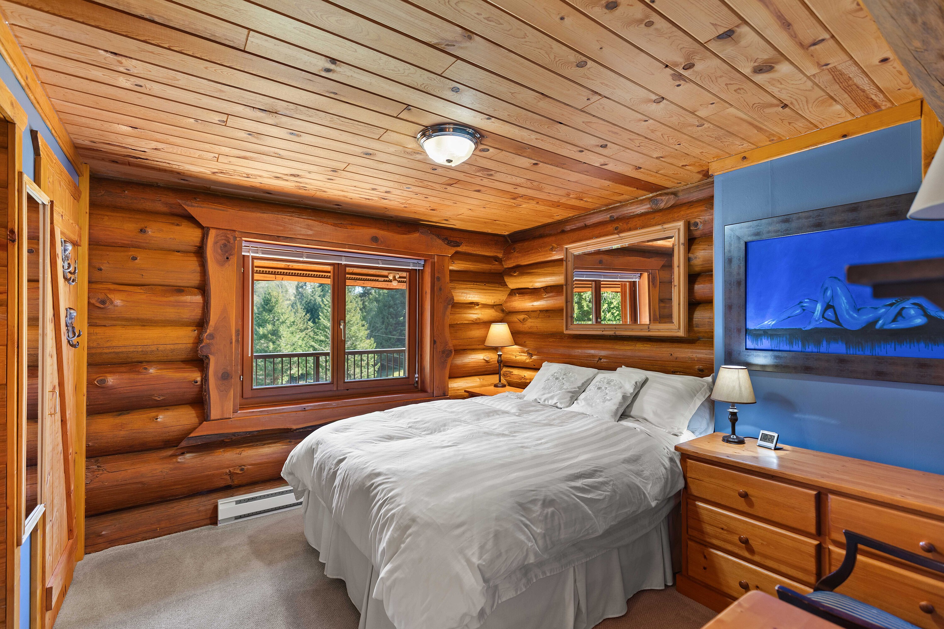  West Coast Cedar Log Home - 物件實景