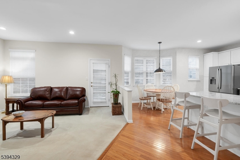 Bernards Twp., New Jersey, 07920, United States, 5 Bedrooms Bedrooms, ,3 BathroomsBathrooms,Residential,For Sale,1992949