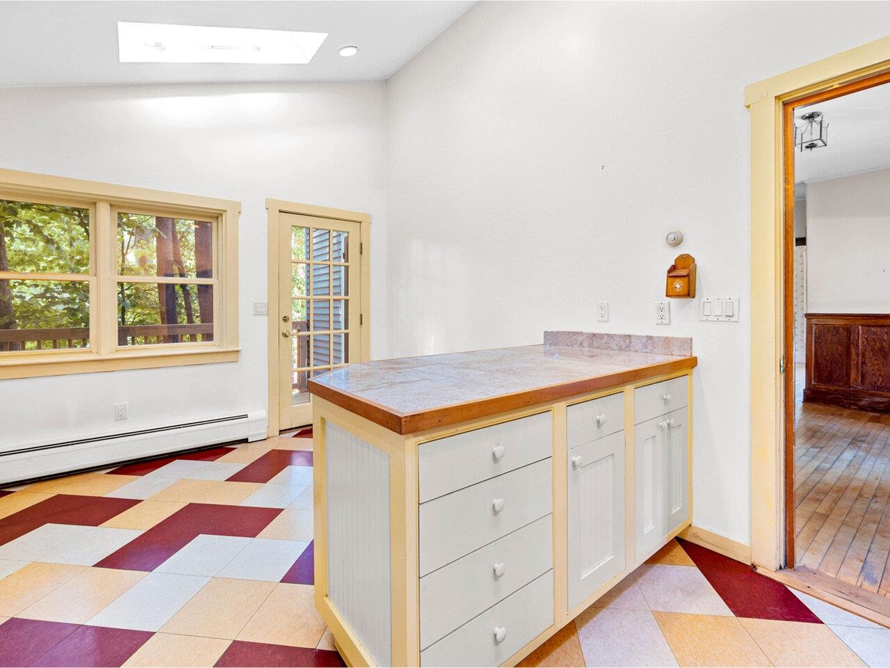 Montpelier, Vermont, 05602, United States, 3 Bedrooms Bedrooms, ,3 BathroomsBathrooms,Residential,For Sale,1900935