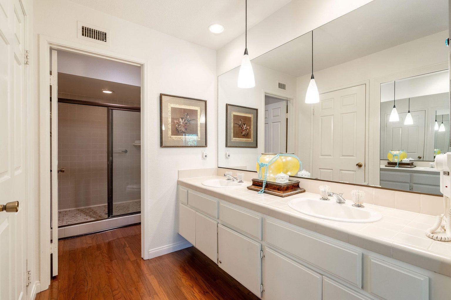 Palm Desert, California, 92260, United States, 2 Bedrooms Bedrooms, ,2 BathroomsBathrooms,Residential,For Sale,1981294