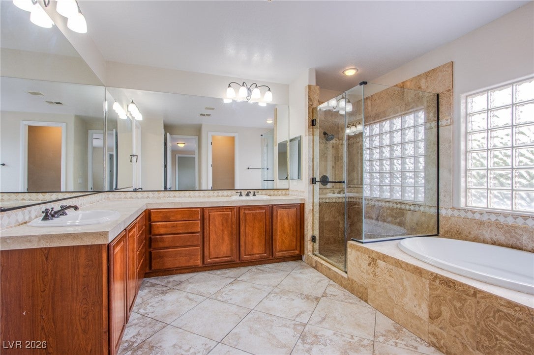 North Las Vegas, Nevada, 89084, United States, 5 Bedrooms Bedrooms, ,3 BathroomsBathrooms,Residential,For Sale,2009070