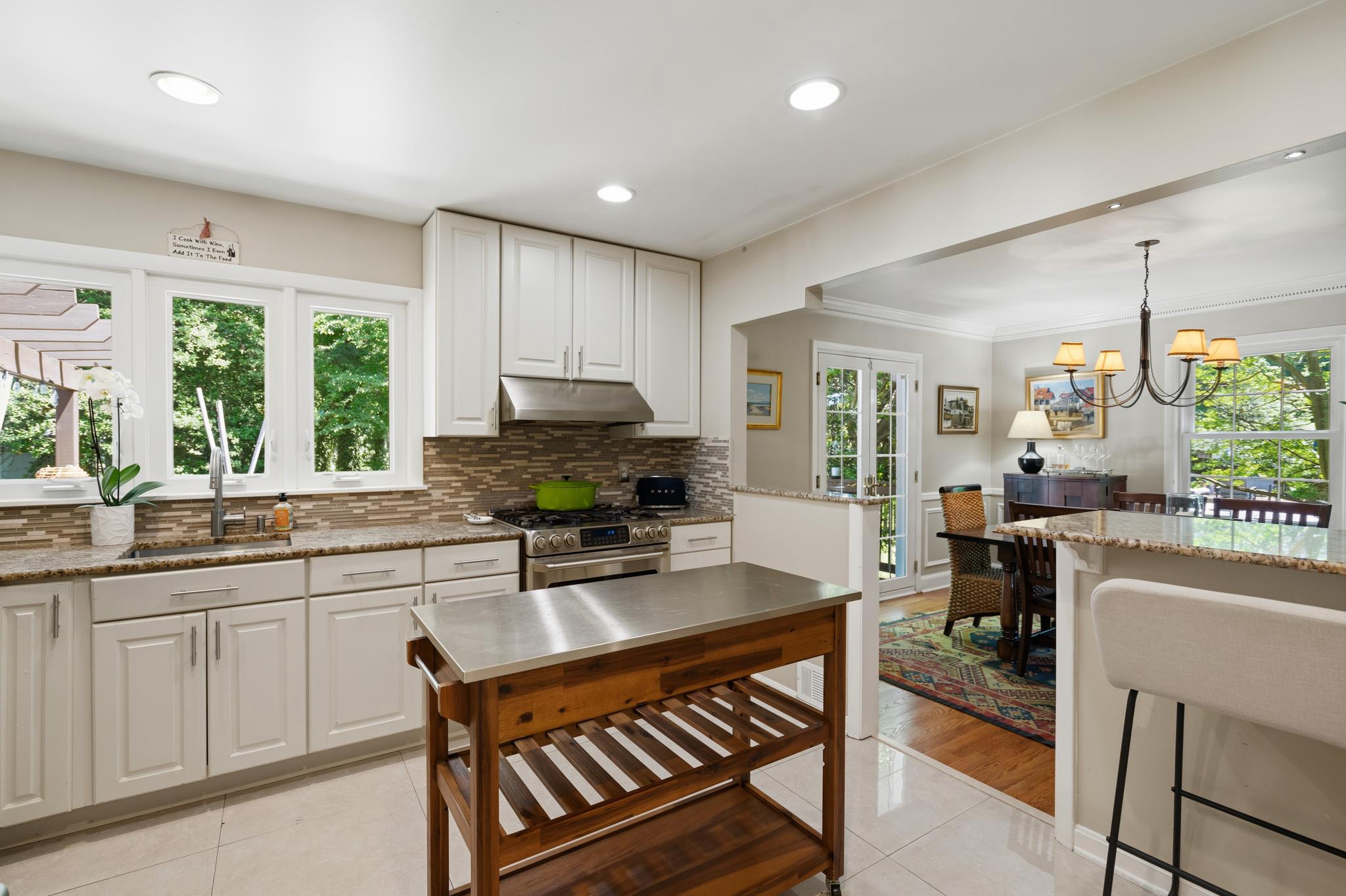  8611 Cyrus Place, Alexandria, VA, 22308 - 物件實景