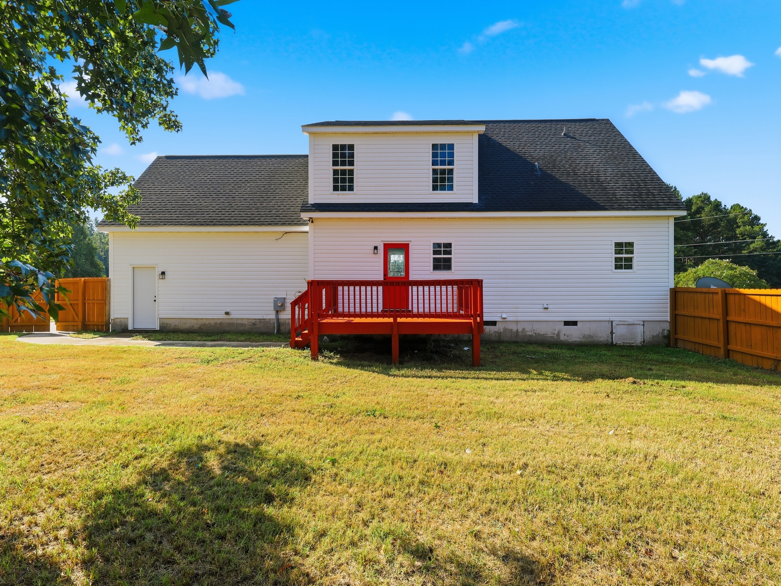  15 Davis Circle Drive, Zebulon, NC 27597 - 物件實景