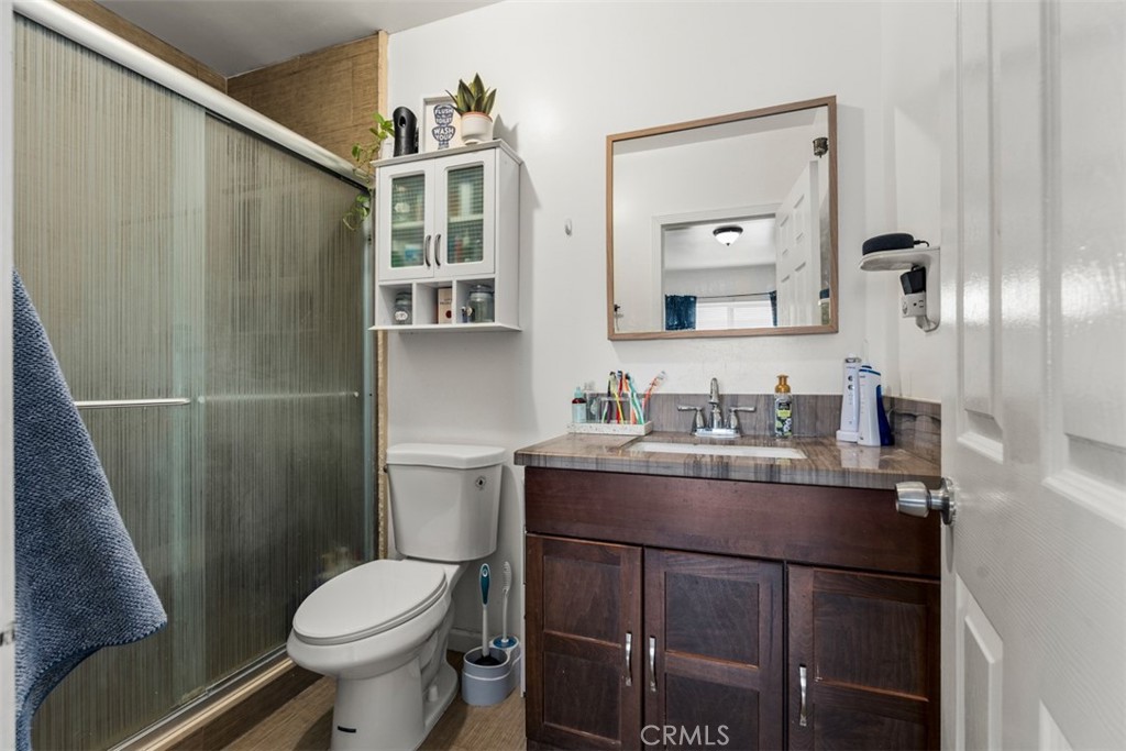 Los Angeles, California, 90063, United States, 5 Bedrooms Bedrooms, ,4 BathroomsBathrooms,Residential,For Sale,1759937