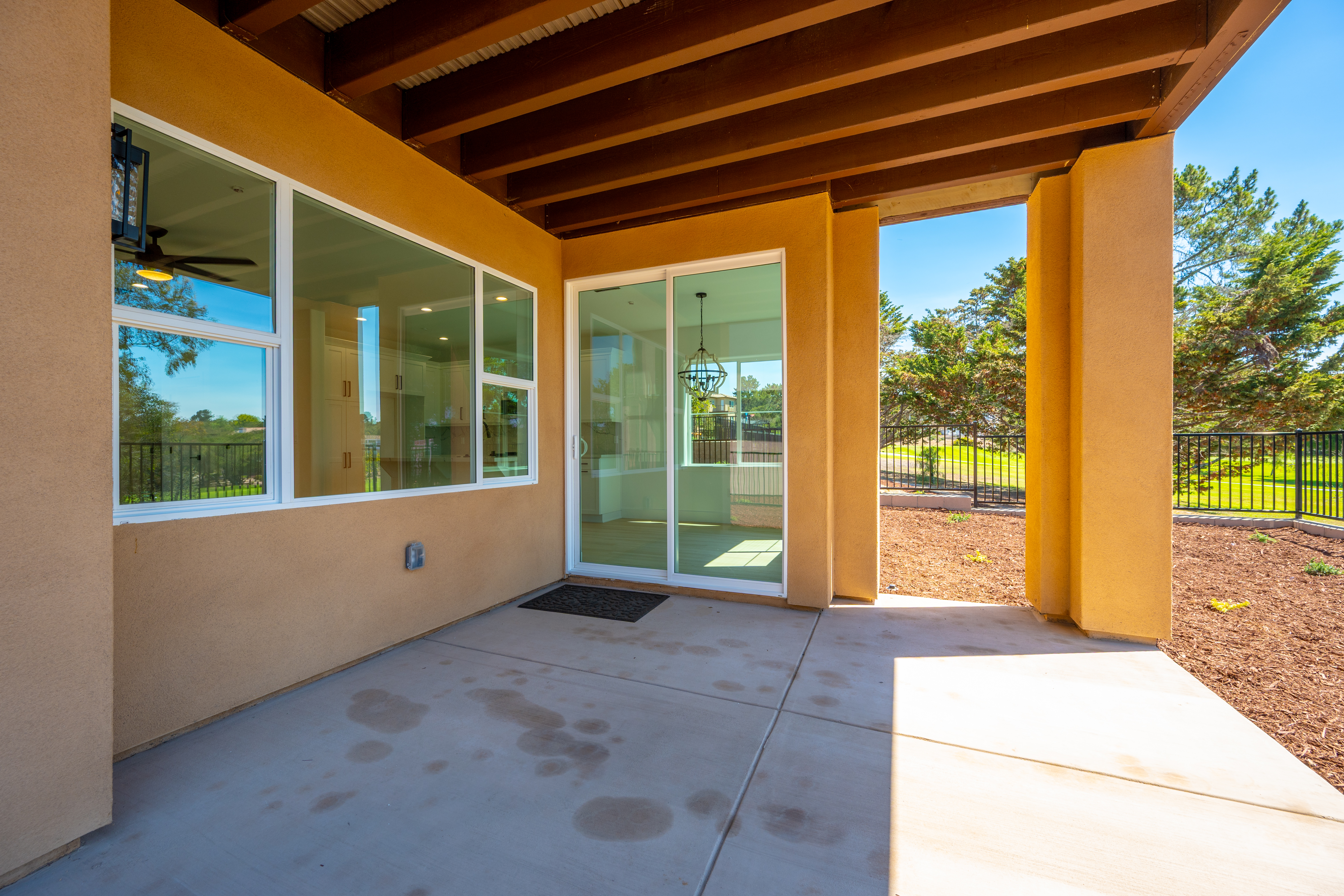  Modern Fairway Living Along the Mission Club - 物件實景