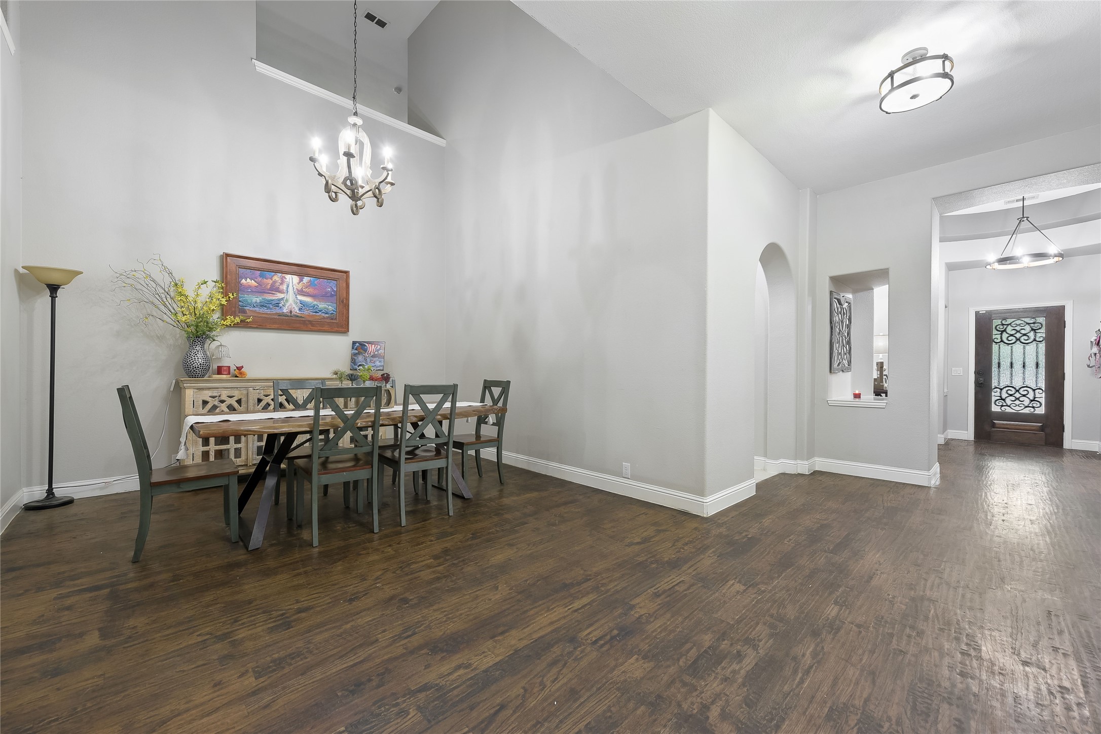 Burleson, Texas, 76028, United States, 4 Bedrooms Bedrooms, ,4 BathroomsBathrooms,Residential,For Sale,1874251