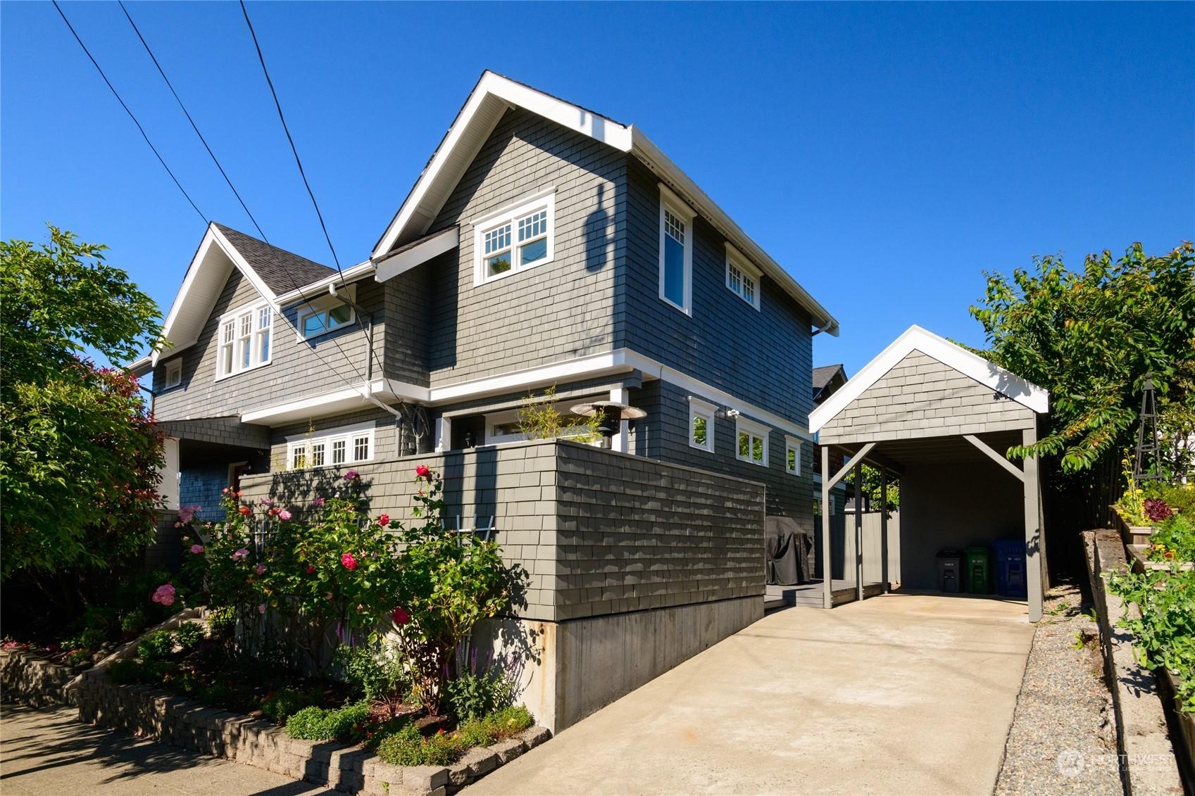 1101 LYNN STREET, SEATTLE, Washington, 98102, United States, 4 Bedrooms Bedrooms, ,4 BathroomsBathrooms,Residential,For Sale,1101 LYNN STREET,1622897