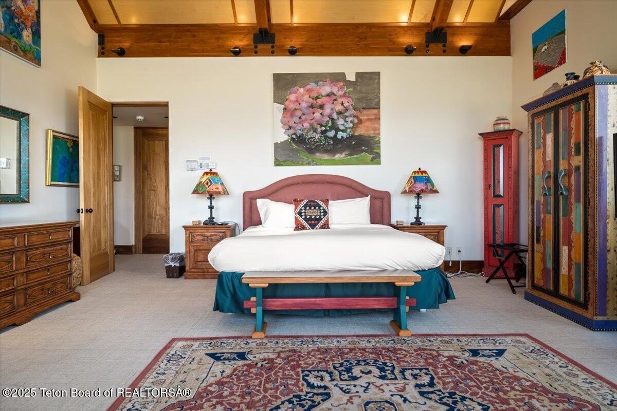 Jackson, Wyoming, 83001, United States, 4 Bedrooms Bedrooms, ,5 BathroomsBathrooms,Residential,For Sale,1851066