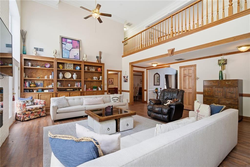 Cumming, Georgia, 30041, United States, 6 Bedrooms Bedrooms, ,5 BathroomsBathrooms,Residential,For Sale,2012319