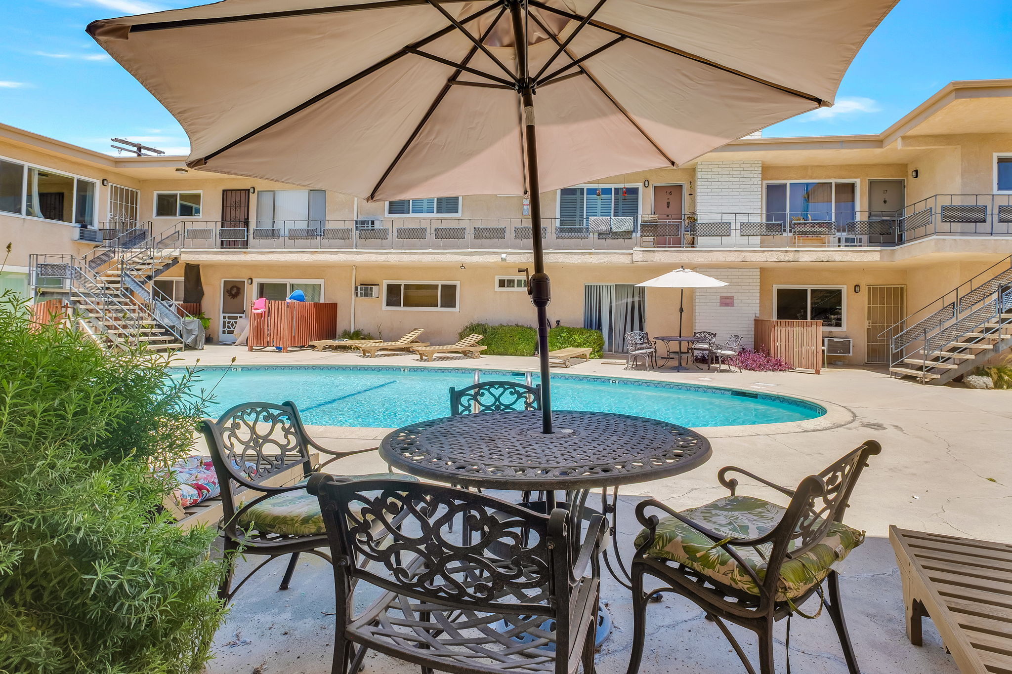  5232 Corteen Place Unit 10, Los Angeles, CA 91607 - 物件實景