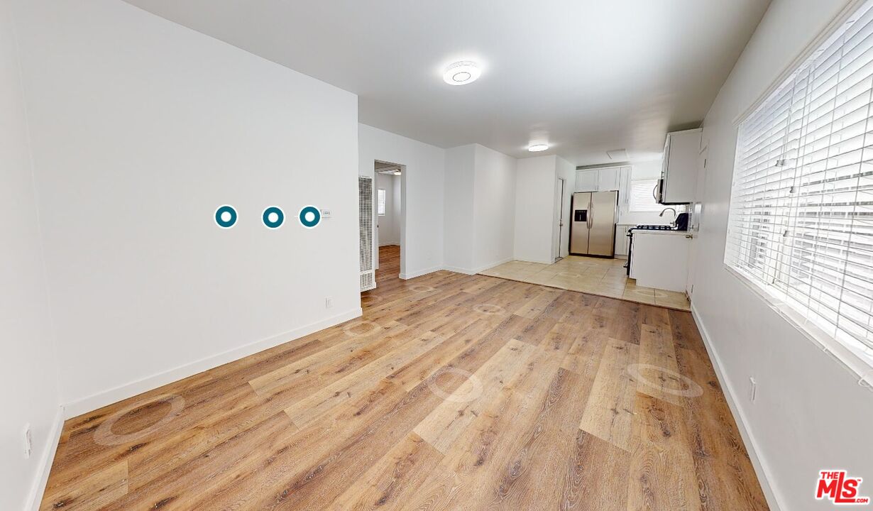 Los Angeles, California, 90066, United States, 4 Bedrooms Bedrooms, ,Residential,For Sale,1991184