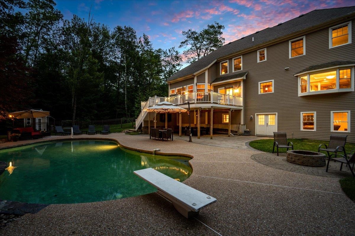 Bedford, New Hampshire, 03110, United States, 4 Bedrooms Bedrooms, ,5 BathroomsBathrooms,Residential,For Sale,1865787
