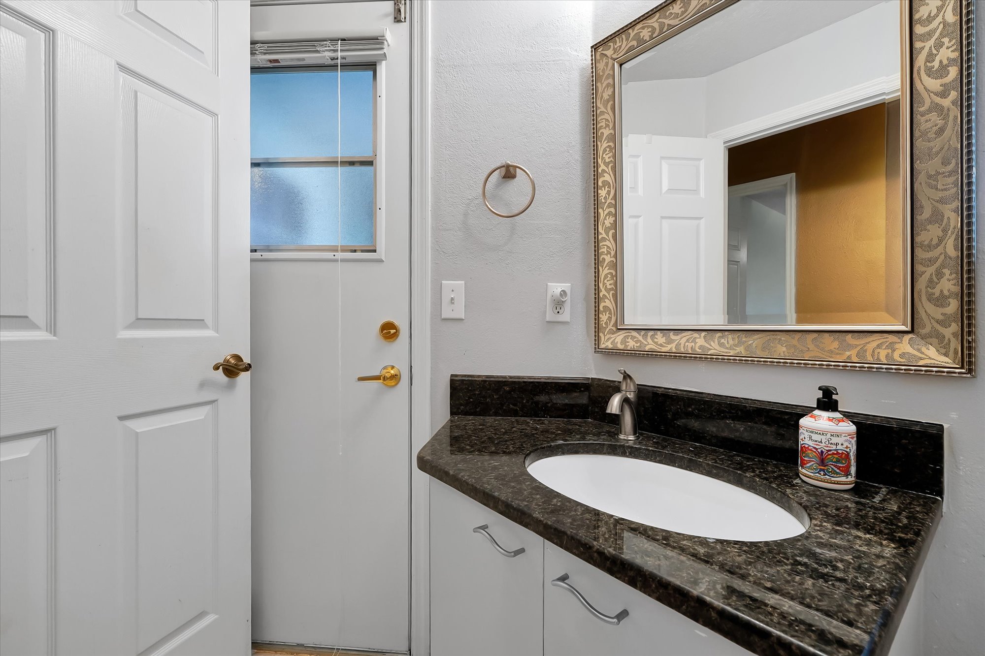 Orlando, Florida, 32833, United States, 4 Bedrooms Bedrooms, ,2 BathroomsBathrooms,Residential,For Sale,1995372