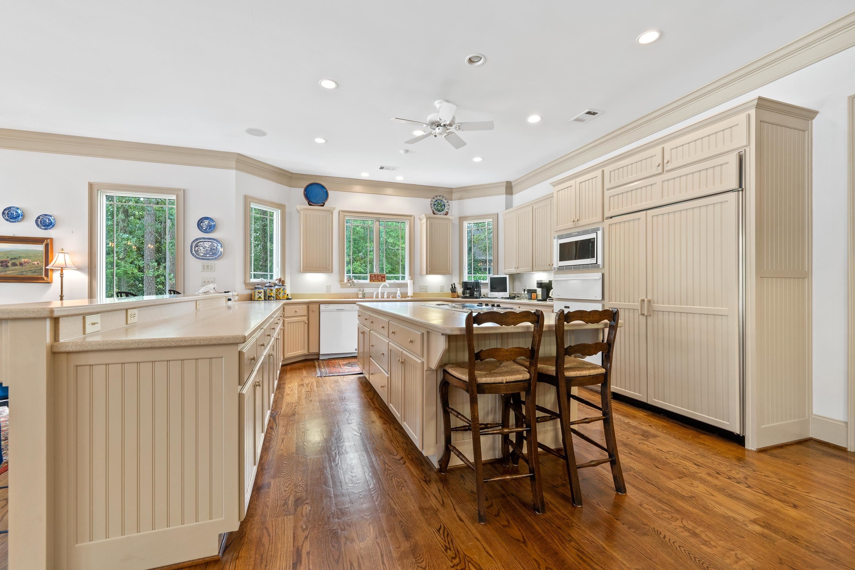 Greensboro, Georgia, 30642, United States, 7 Bedrooms Bedrooms, ,8 BathroomsBathrooms,Residential,For Sale,1984932