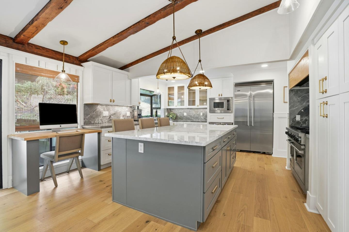 Walnut Creek, California, 94596, United States, 3 Bedrooms Bedrooms, ,4 BathroomsBathrooms,Residential,For Sale,1987935