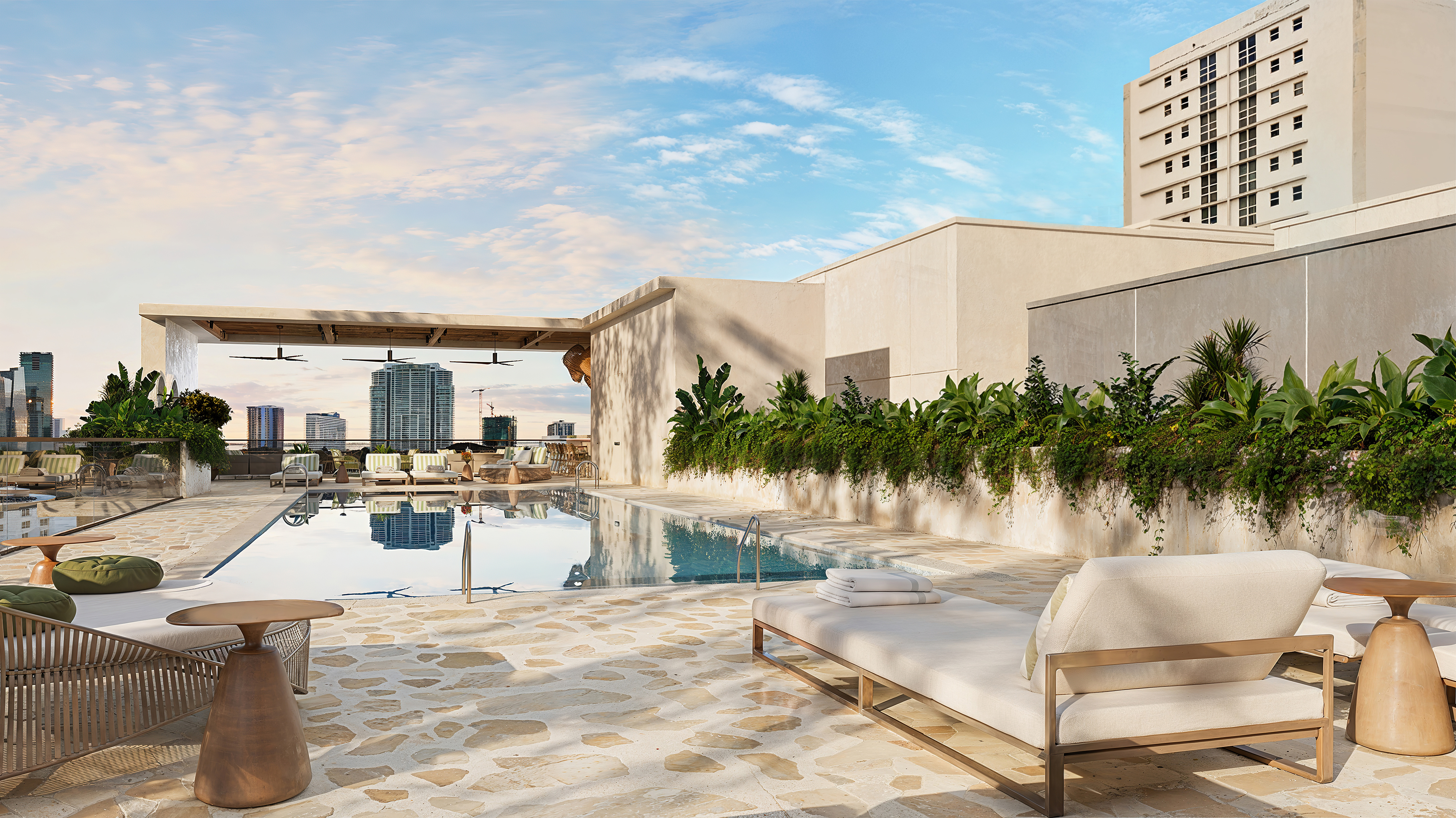  1741 SW 2nd Avenue, Miami, FL, 33129 - 物件實景