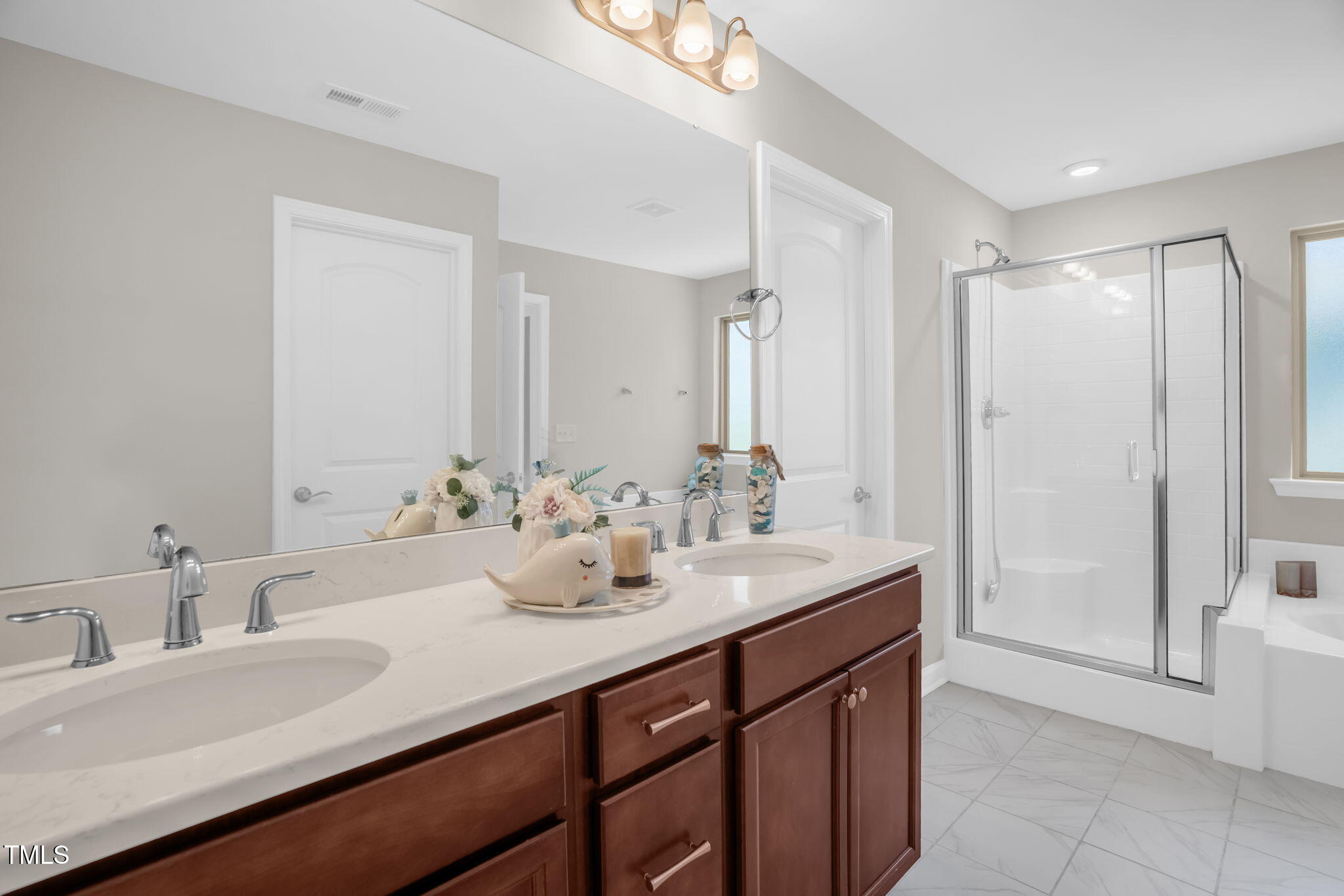 Durham, North Carolina, 27703, United States, 3 Bedrooms Bedrooms, ,3 BathroomsBathrooms,Residential,For Sale,1867180