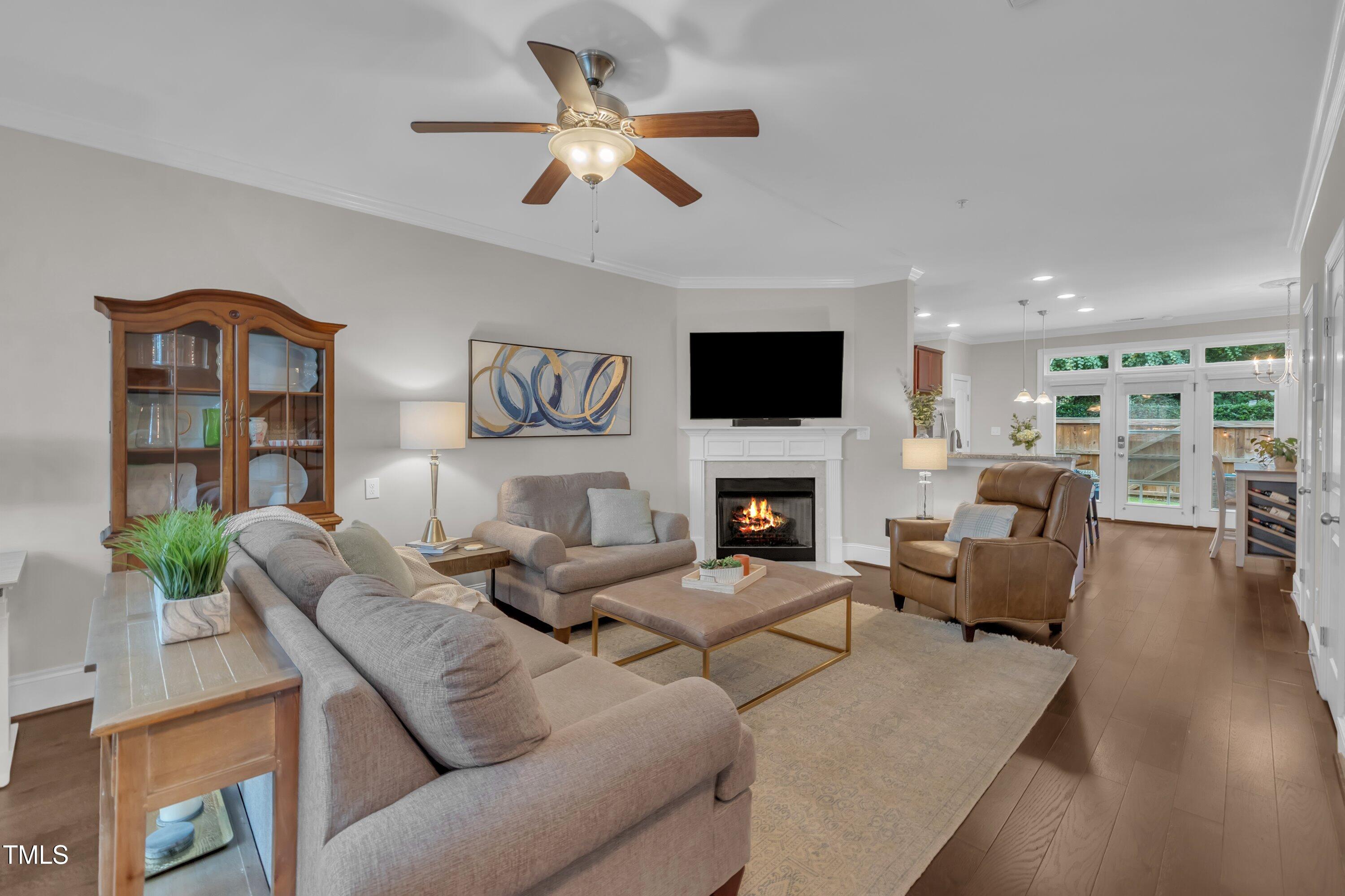 Raleigh, North Carolina, 27608, United States, 2 Bedrooms Bedrooms, ,3 BathroomsBathrooms,Residential,For Sale,1947101