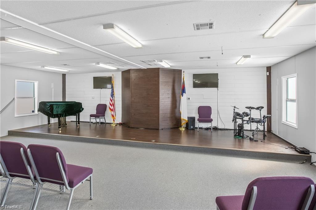 King, North Carolina, 27021, United States, ,Residential,For Sale,1941674