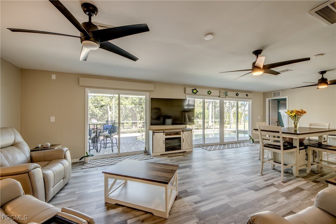 Fort Myers Beach, Florida, 33931, United States, 3 Bedrooms Bedrooms, ,2 BathroomsBathrooms,Residential,For Sale,1975143