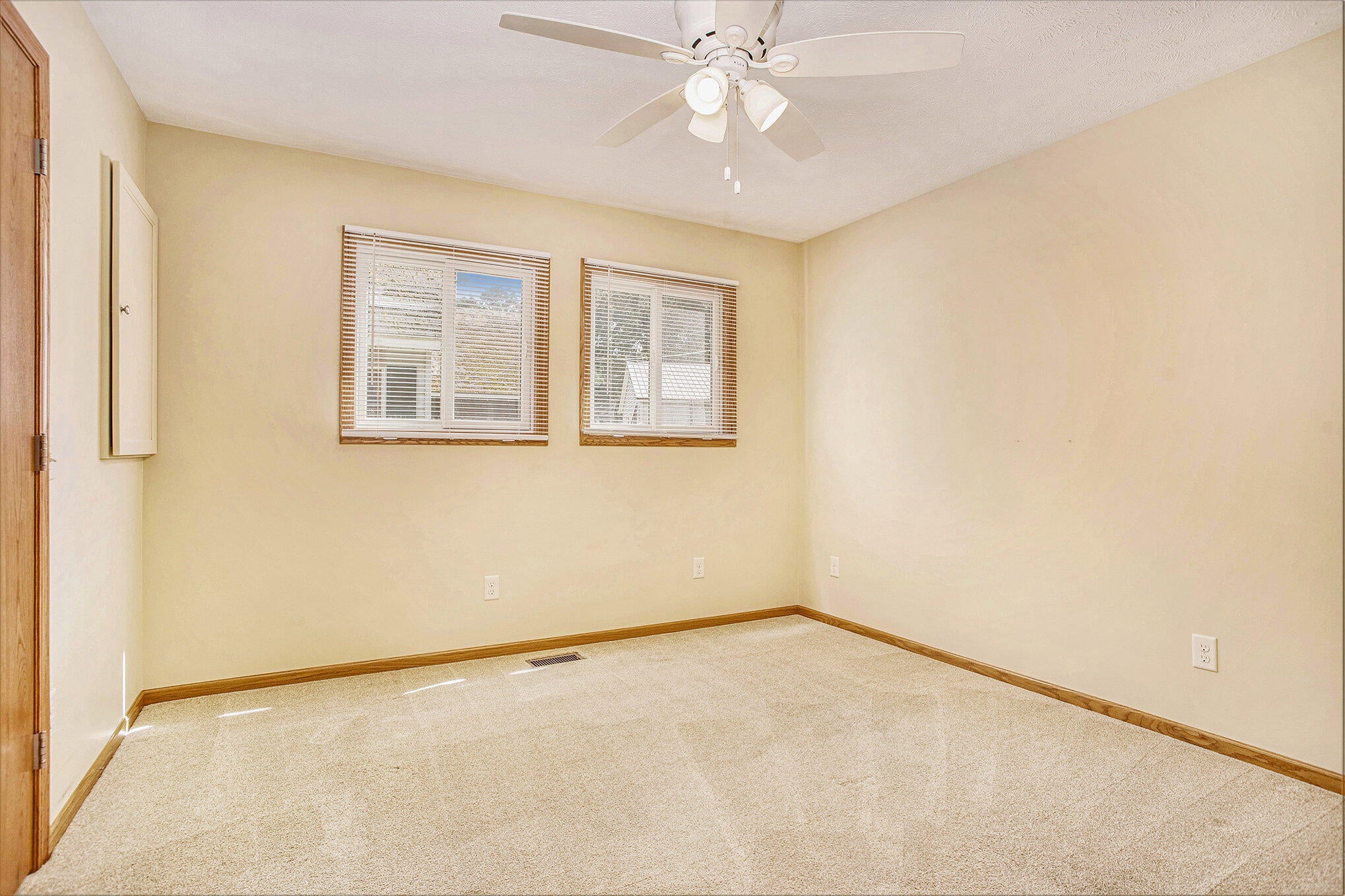 Shelbyville, Michigan, 49344, United States, 4 Bedrooms Bedrooms, ,2 BathroomsBathrooms,Residential,For Sale,1941046