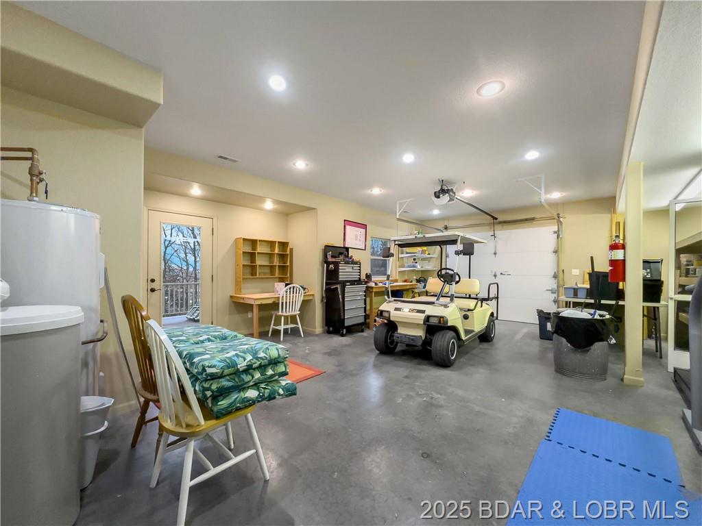 Camdenton, Missouri, 65020, United States, 4 Bedrooms Bedrooms, ,4 BathroomsBathrooms,Residential,For Sale,1805220