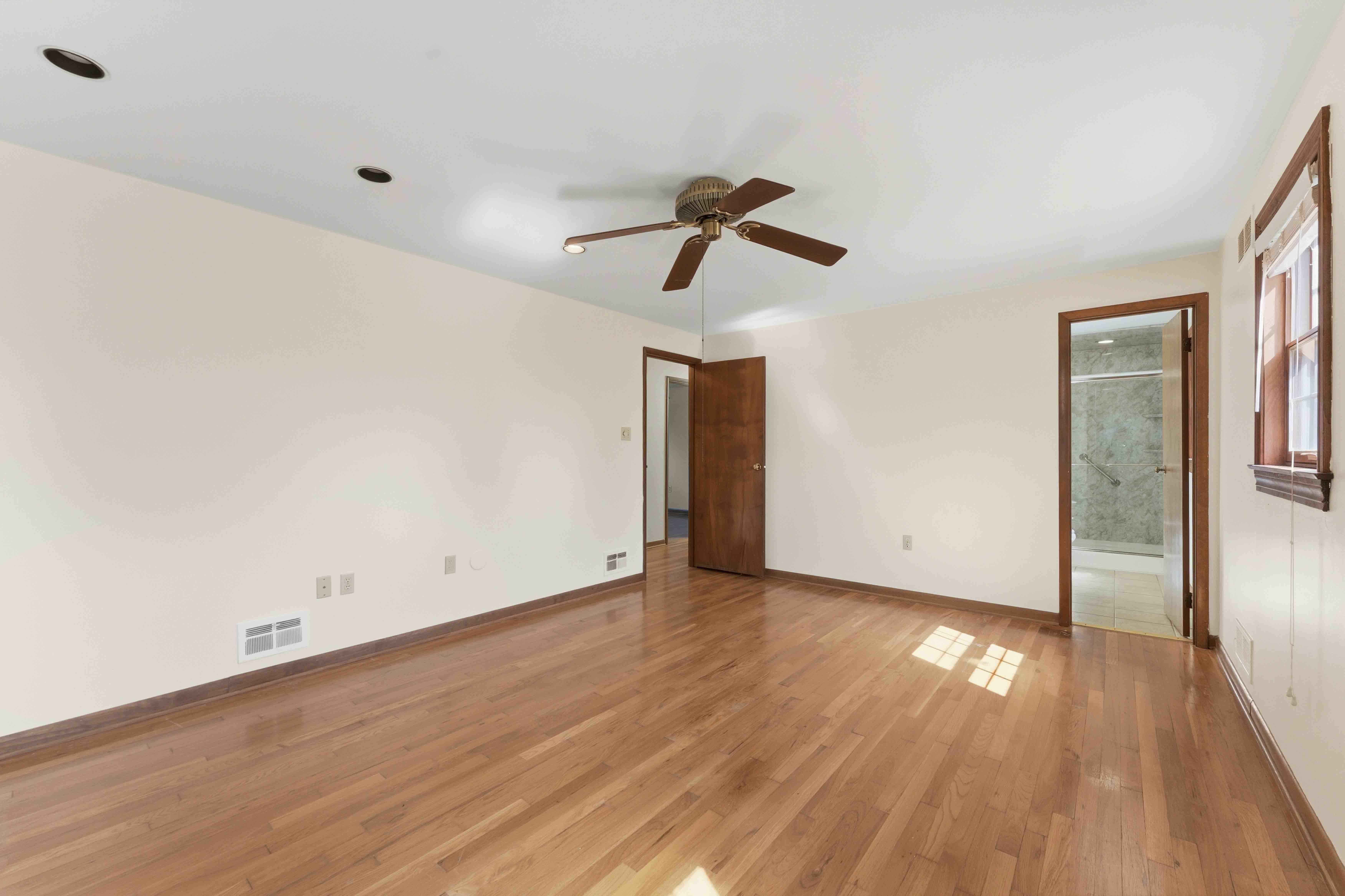  122 Tynewood Drive, Turtle Creek, PA 15145 - 物件實景