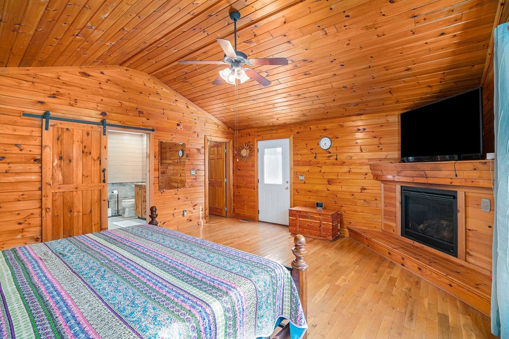 Blue Ridge, Georgia, 30513, United States, 6 Bedrooms Bedrooms, ,4 BathroomsBathrooms,Residential,For Sale,1858999