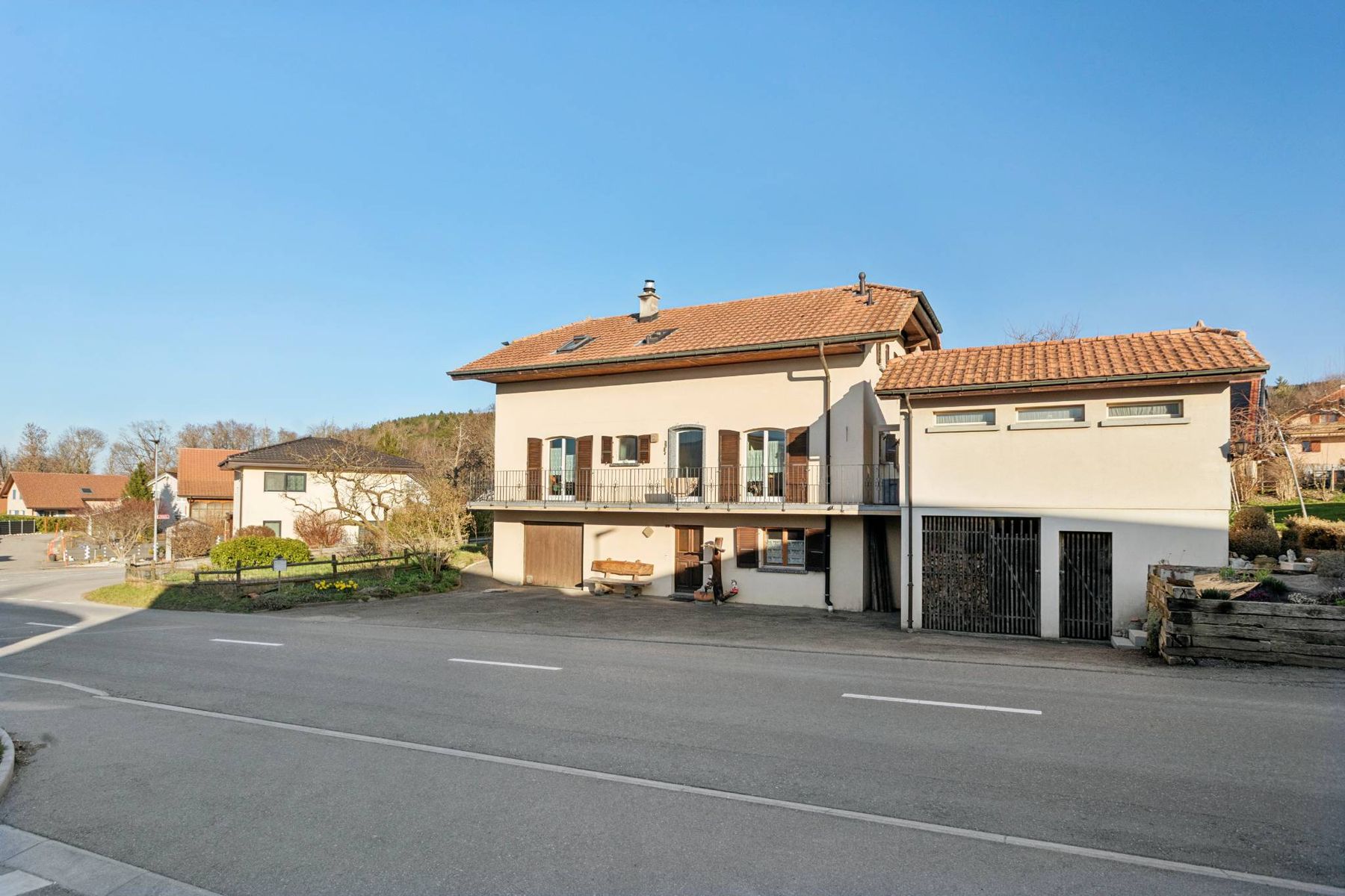  Family home with large garden in a peaceful setting in Massonnens - 物件實景