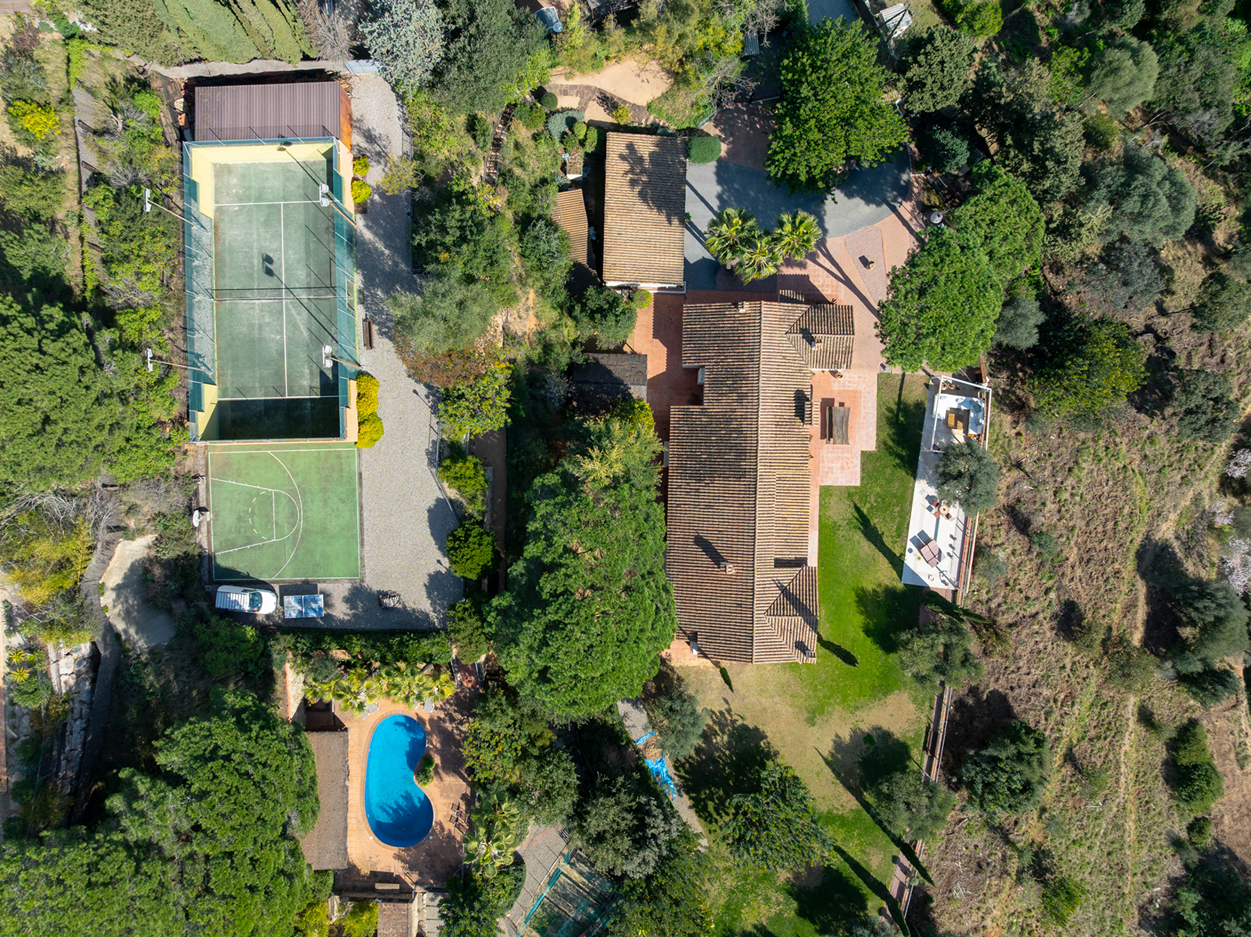 Exceptional house, with sea views and large plot, in Cabrera de Mar - 物件實景