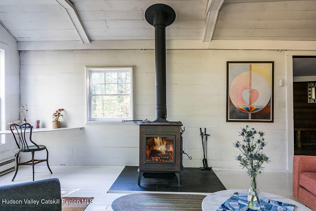 Woodstock, New York, 12498, United States, 2 Bedrooms Bedrooms, ,3 BathroomsBathrooms,Residential,For Sale,1965588