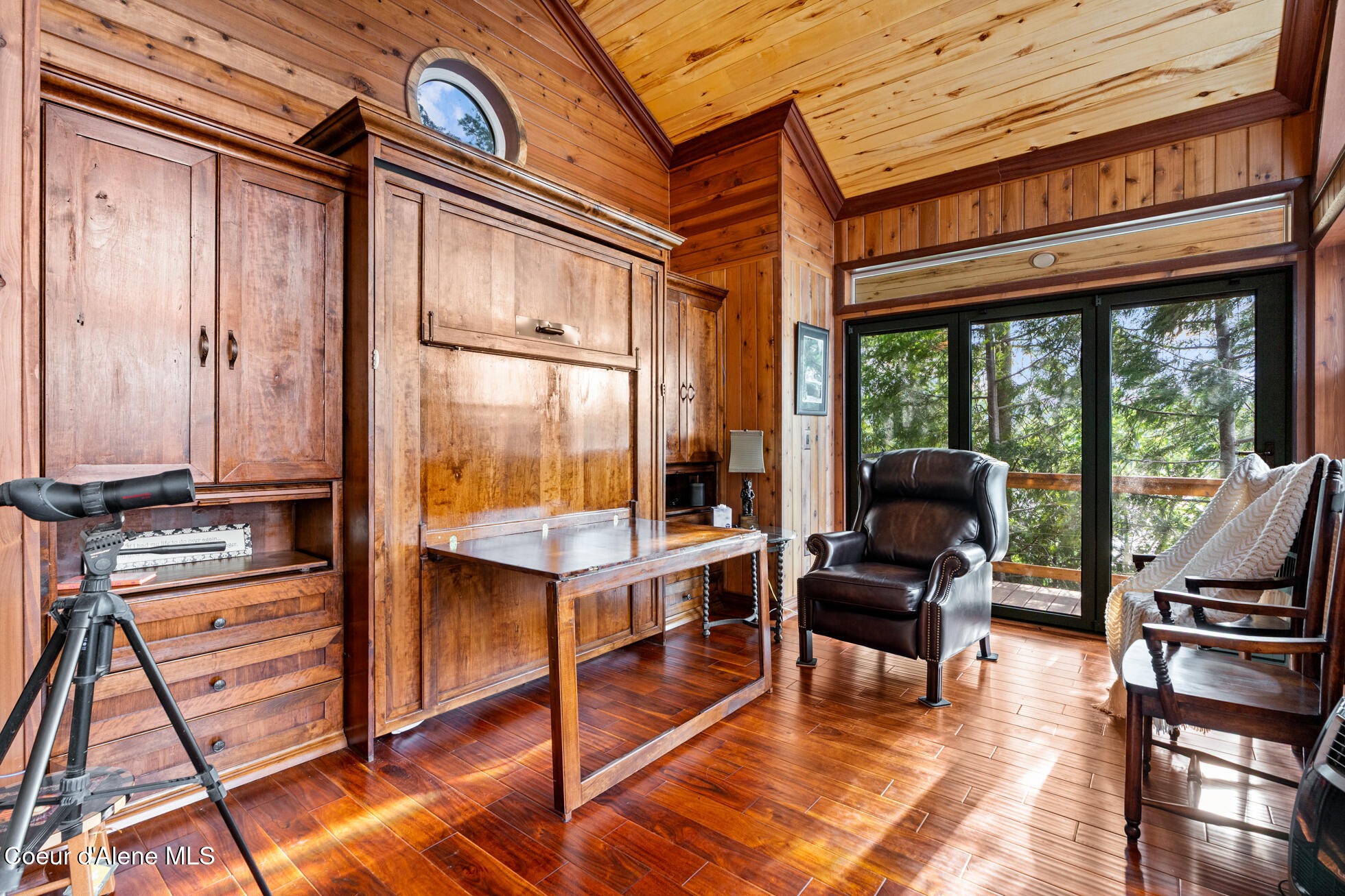 Newport, Washington, 99156, United States, 3 Bedrooms Bedrooms, ,3 BathroomsBathrooms,Residential,For Sale,1900735