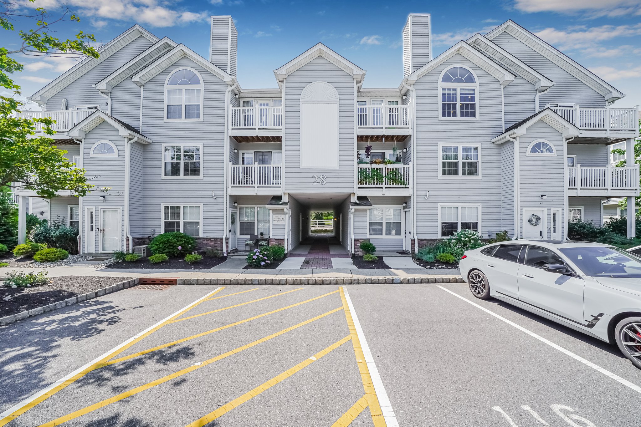 Montville, New Jersey, 07045, United States, 3 Bedrooms Bedrooms, ,2 BathroomsBathrooms,Residential,For Sale,1921284
