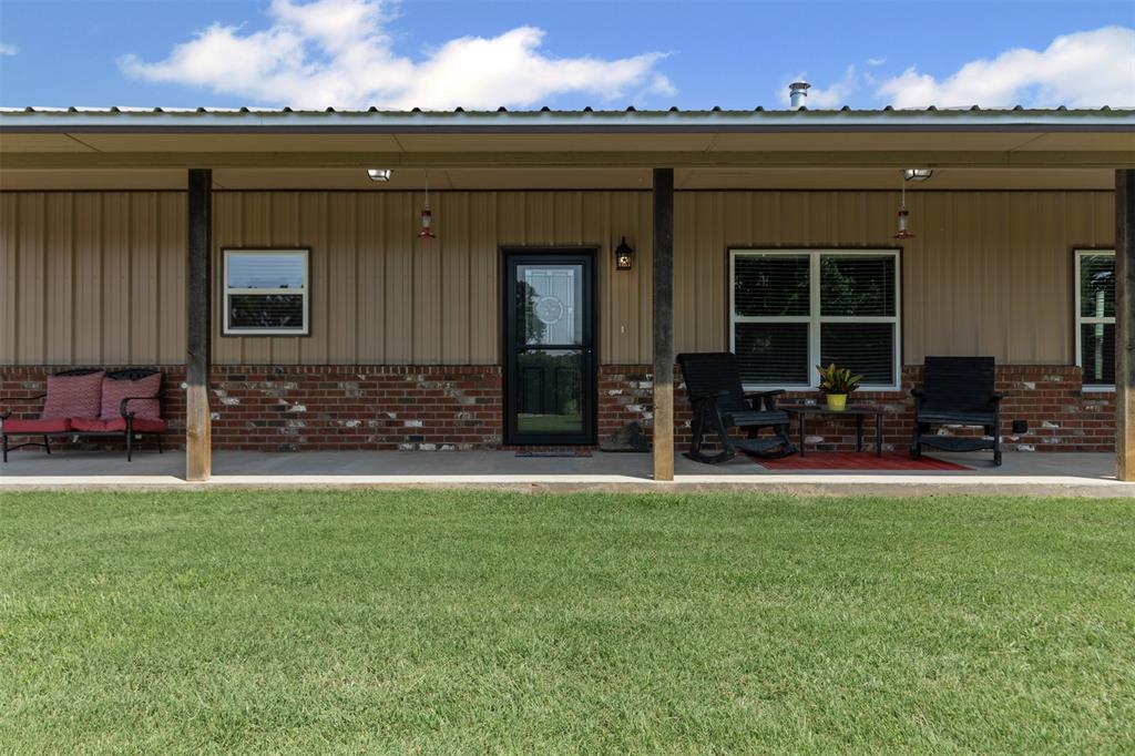 Covington, Texas, 76636, United States, 4 Bedrooms Bedrooms, ,2 BathroomsBathrooms,Residential,For Sale,1847211