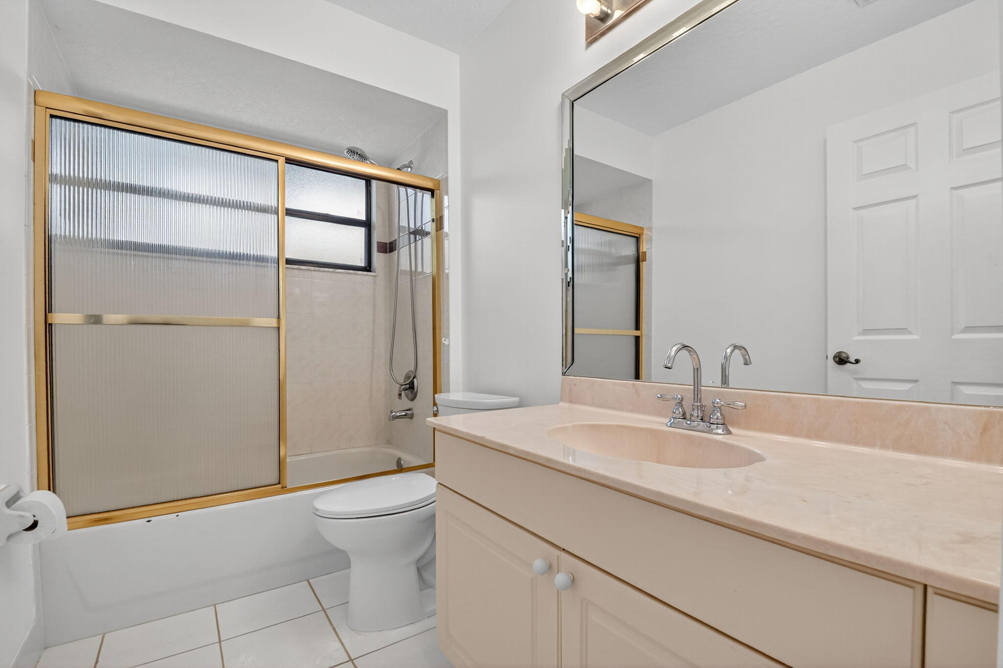 Royal Palm Beach, Florida, 33411, United States, 3 Bedrooms Bedrooms, ,2 BathroomsBathrooms,Residential,For Sale,1992913