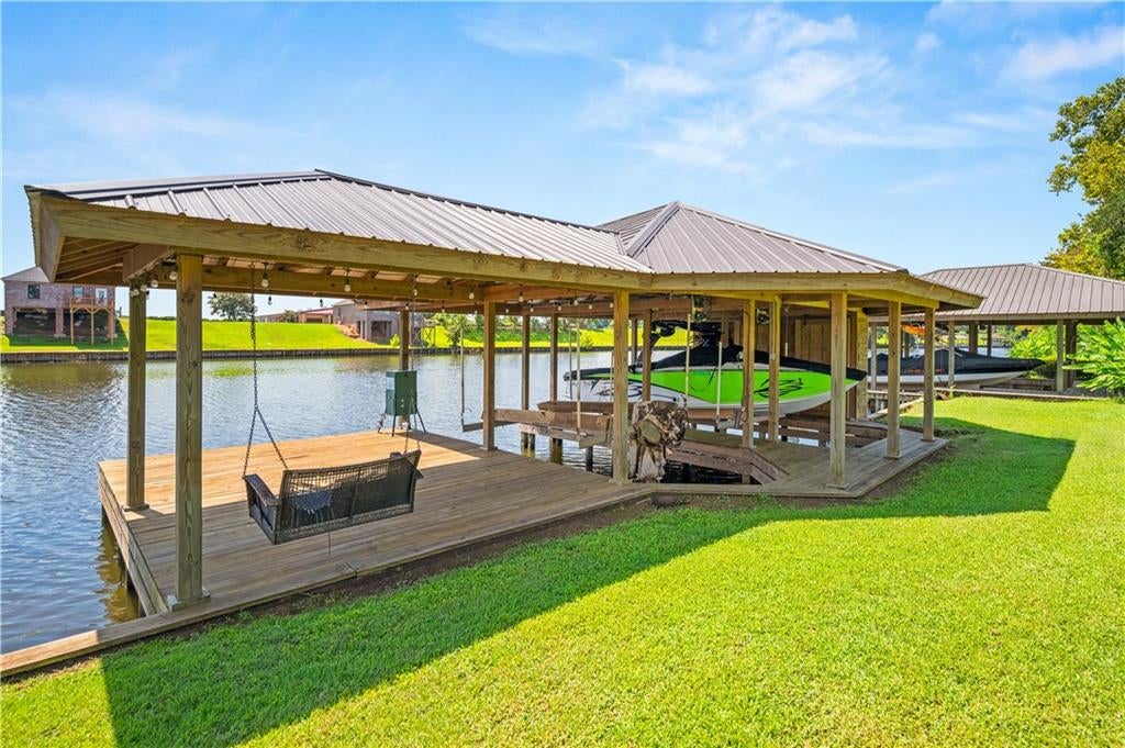 Natchitoches, Louisiana, 71457, United States, 4 Bedrooms Bedrooms, ,3 BathroomsBathrooms,Residential,For Sale,1974090