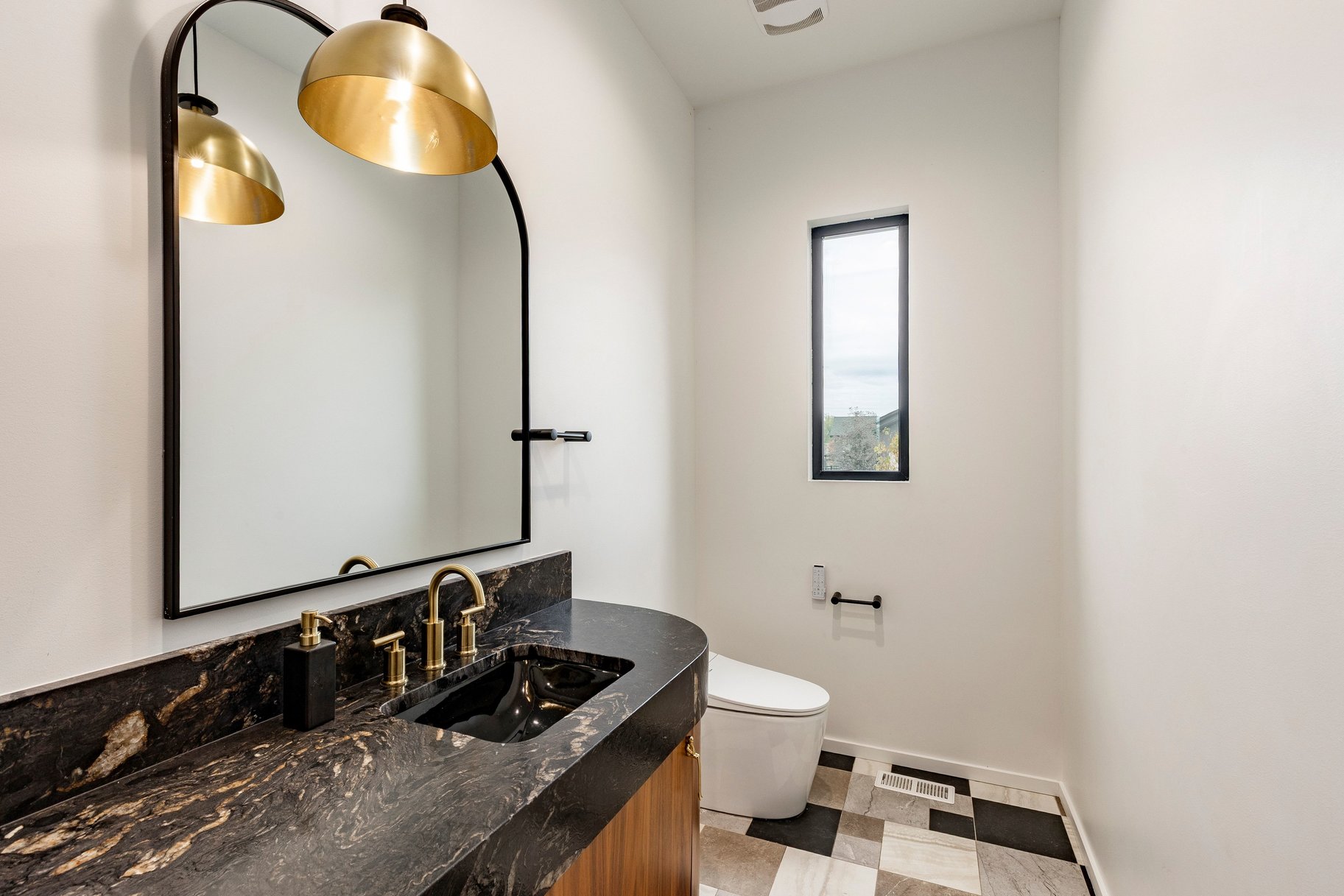  Stunning Custom Home in Lehi - 物件實景