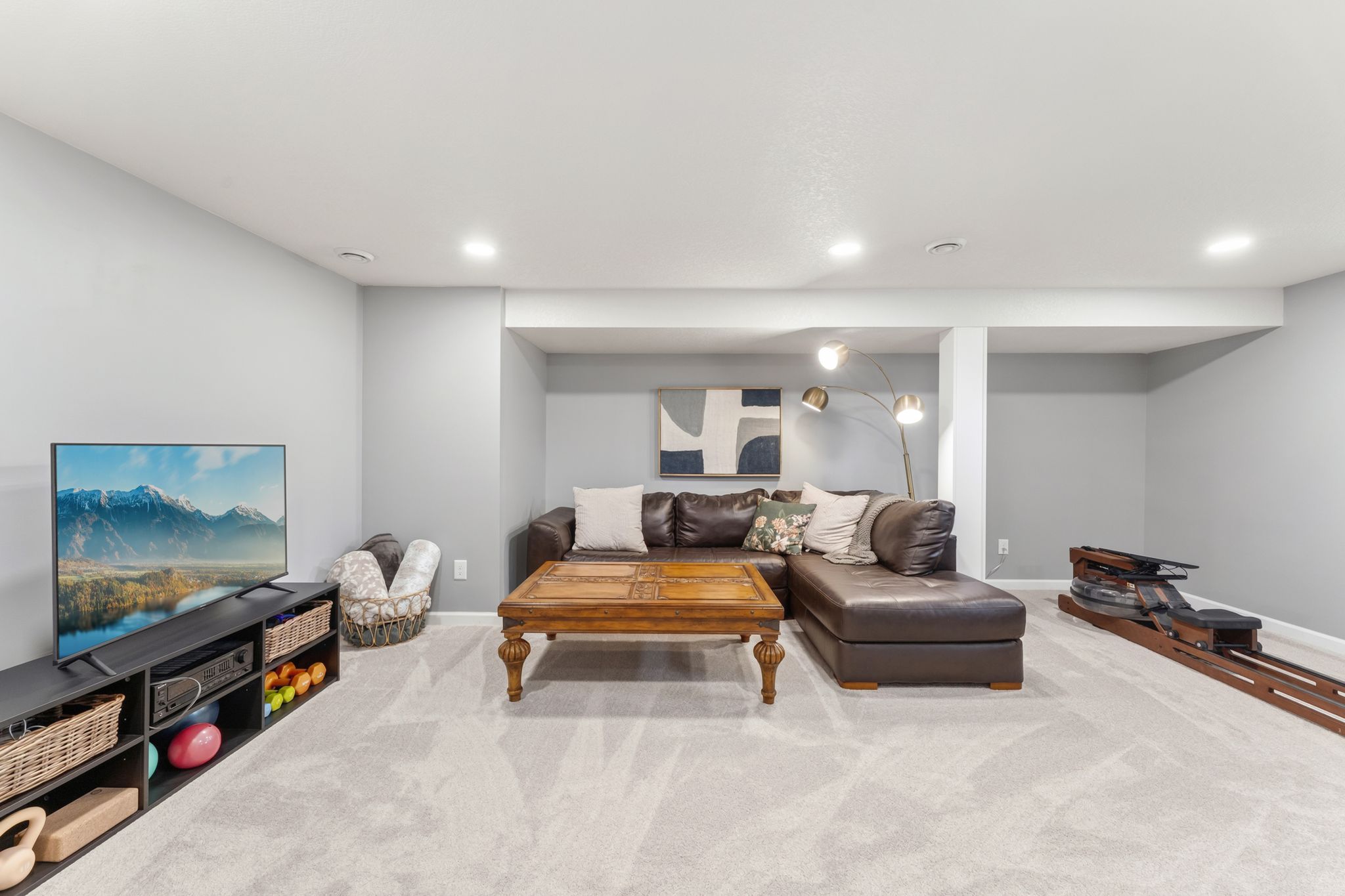  Stylish Renovation Meets Classic Charm - 物件實景