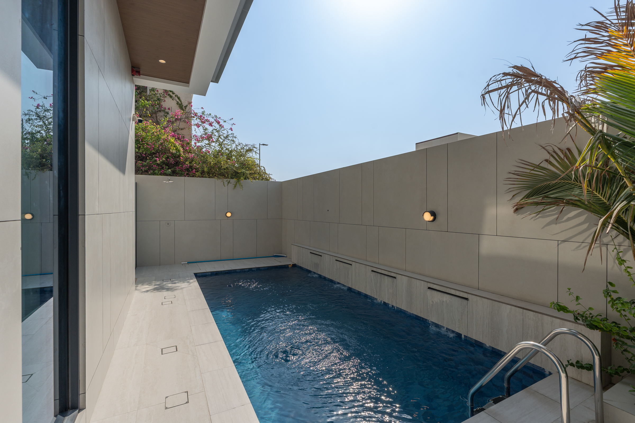  Expansive Villa with Private Lift in Nad Al Sheba - 物件實景
