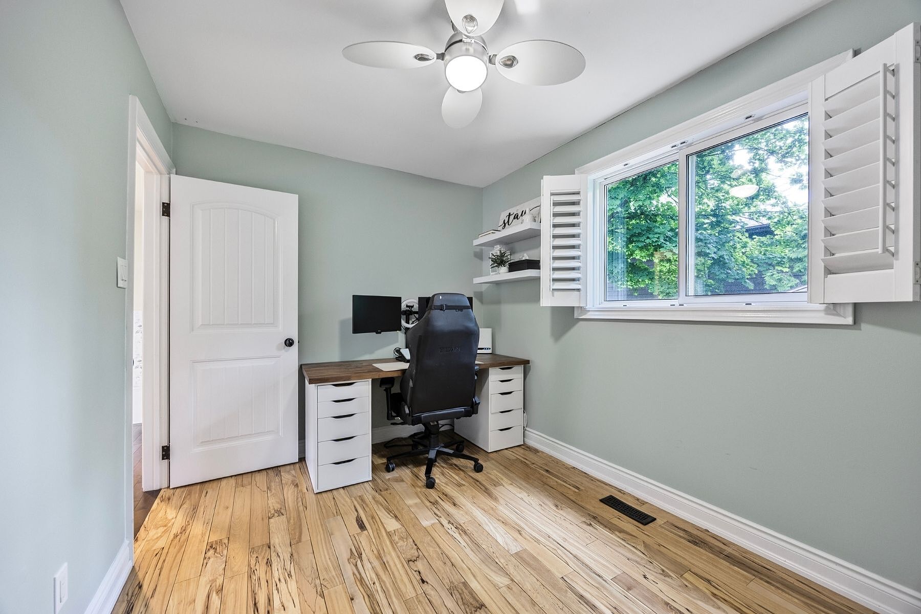  Springwater, Central Ontario - 物件實景