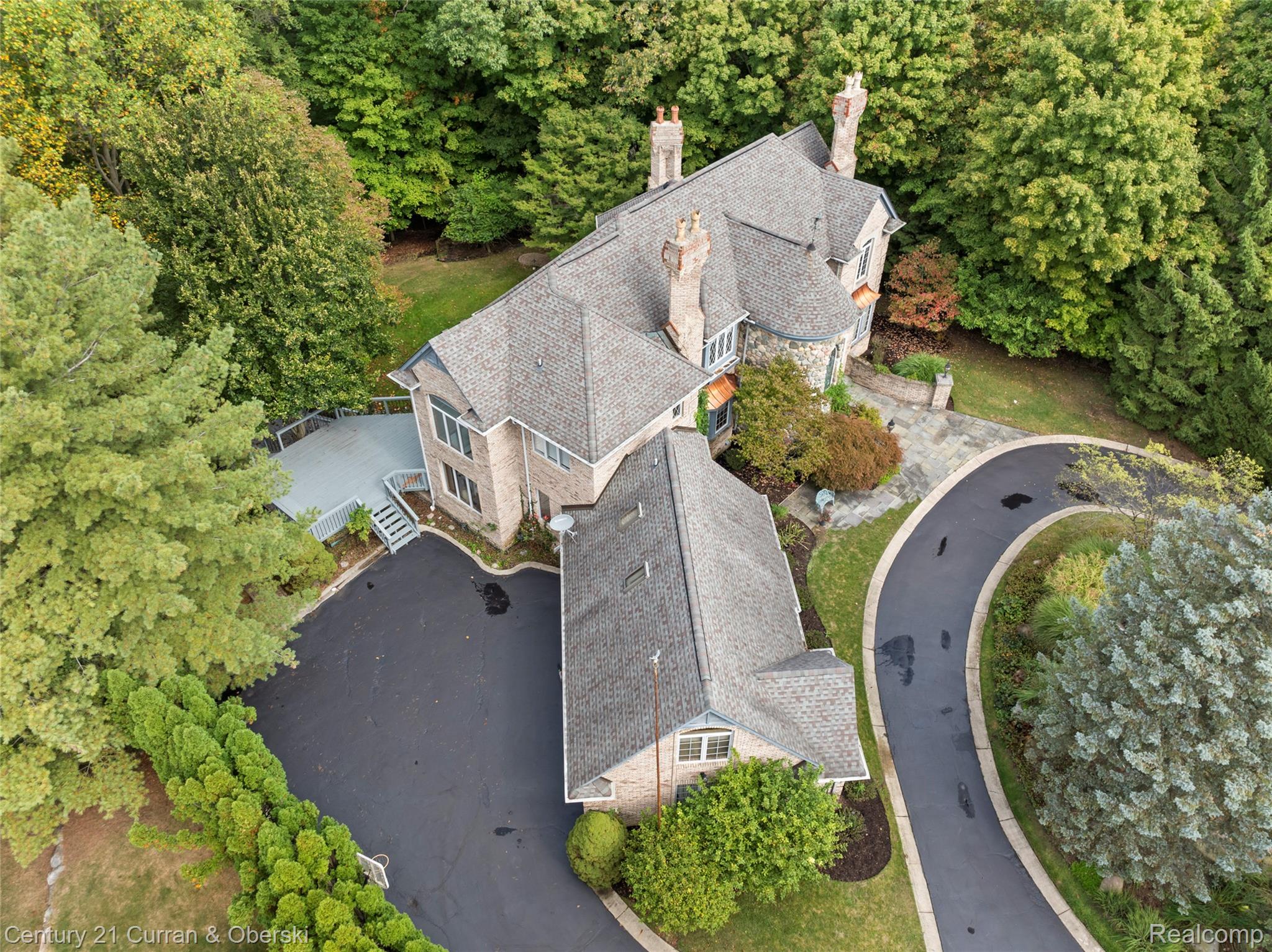 Farmington, Michigan, 48331, United States, 5 Bedrooms Bedrooms, ,6 BathroomsBathrooms,Residential,For Sale,1975363