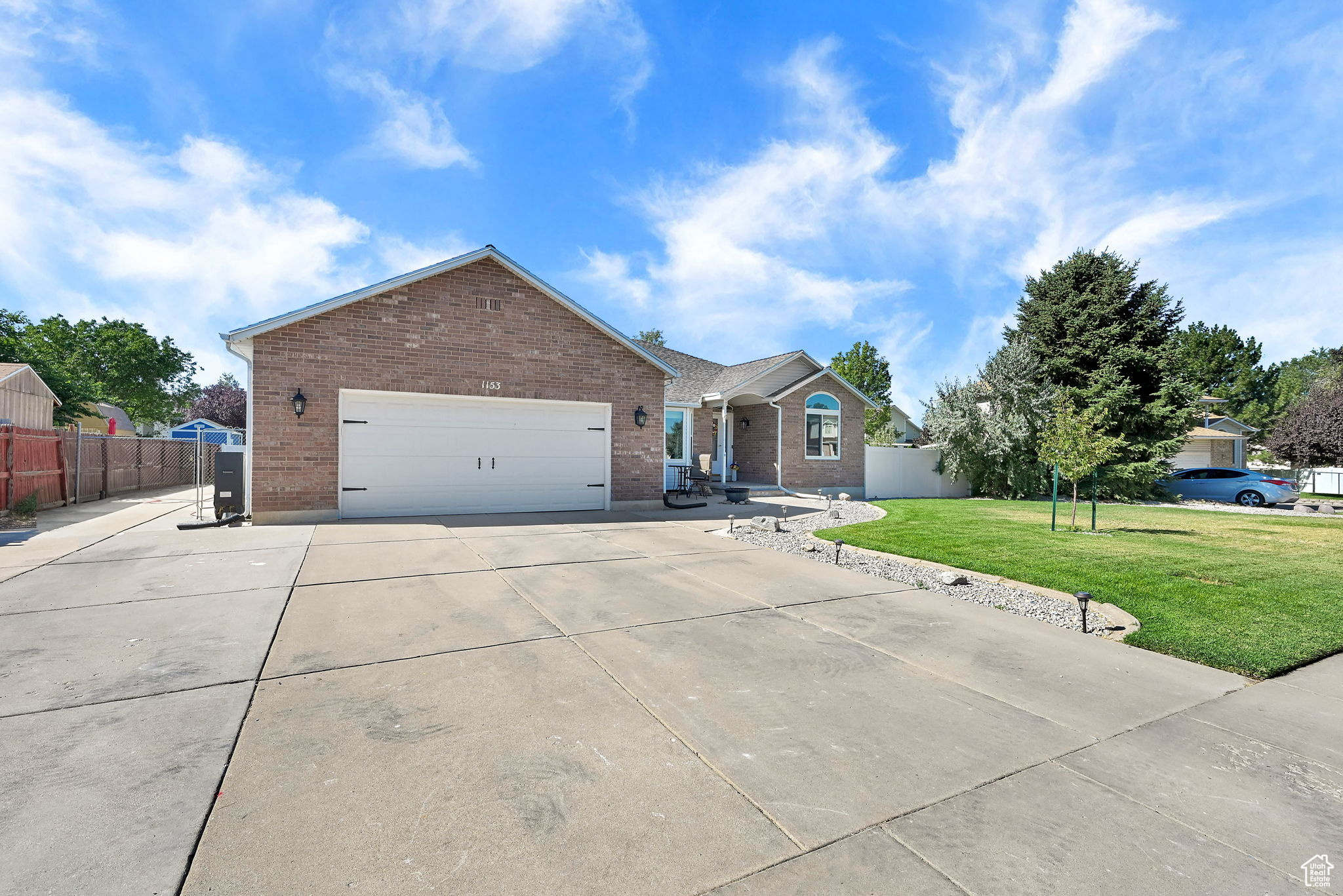 Clinton, Utah, 84015, United States, 7 Bedrooms Bedrooms, ,3 BathroomsBathrooms,Residential,For Sale,1918162