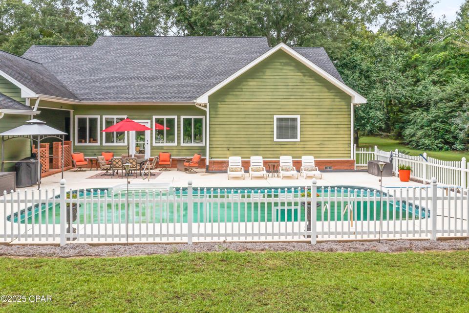 Malone, Florida, 32445, United States, 3 Bedrooms Bedrooms, ,3 BathroomsBathrooms,Residential,For Sale,1974883