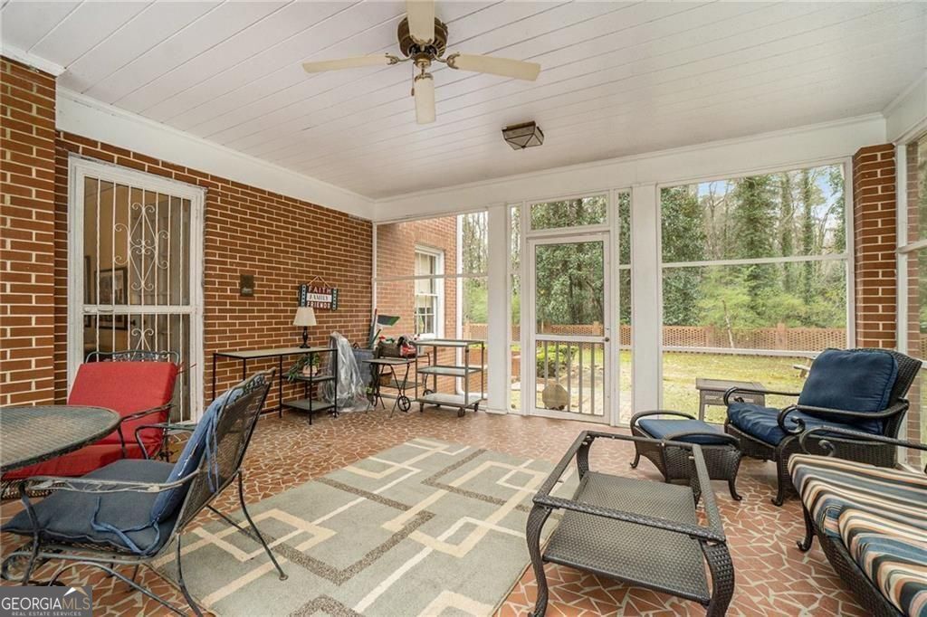 Atlanta, Georgia, 30311, United States, 5 Bedrooms Bedrooms, ,5 BathroomsBathrooms,Residential,For Sale,1953347