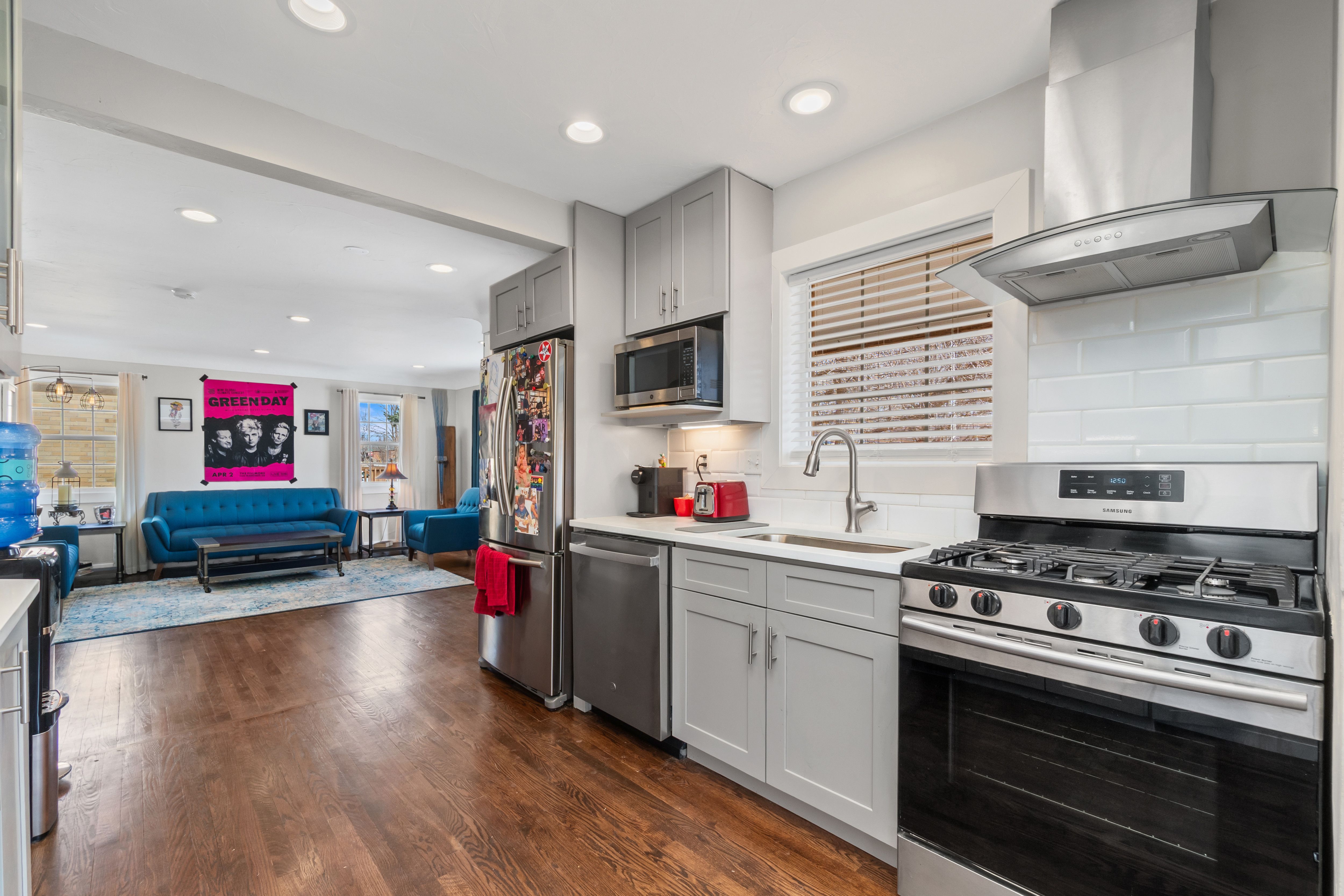  South Park Hill Remodeled 3 Bedroom, 2 Bath Brick Ranch on Corner Lot - 物件實景