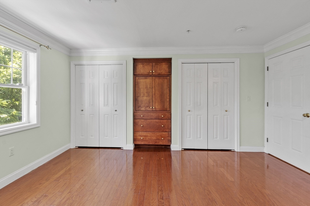 Chelmsford, Massachusetts, 01863, United States, 2 Bedrooms Bedrooms, ,2 BathroomsBathrooms,Residential,For Sale,1939125