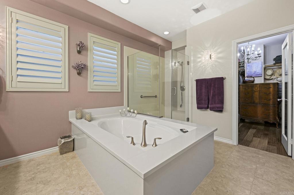 San Marcos, California, 92078, United States, 5 Bedrooms Bedrooms, ,5 BathroomsBathrooms,Residential,For Sale,1926310