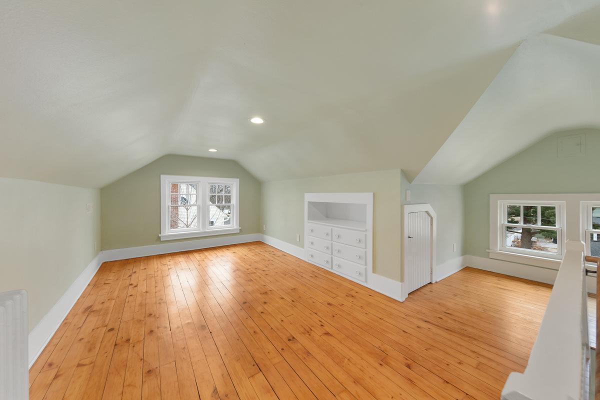 Owatonna, Minnesota, 55060, United States, 4 Bedrooms Bedrooms, ,2 BathroomsBathrooms,Residential,For Sale,1767776