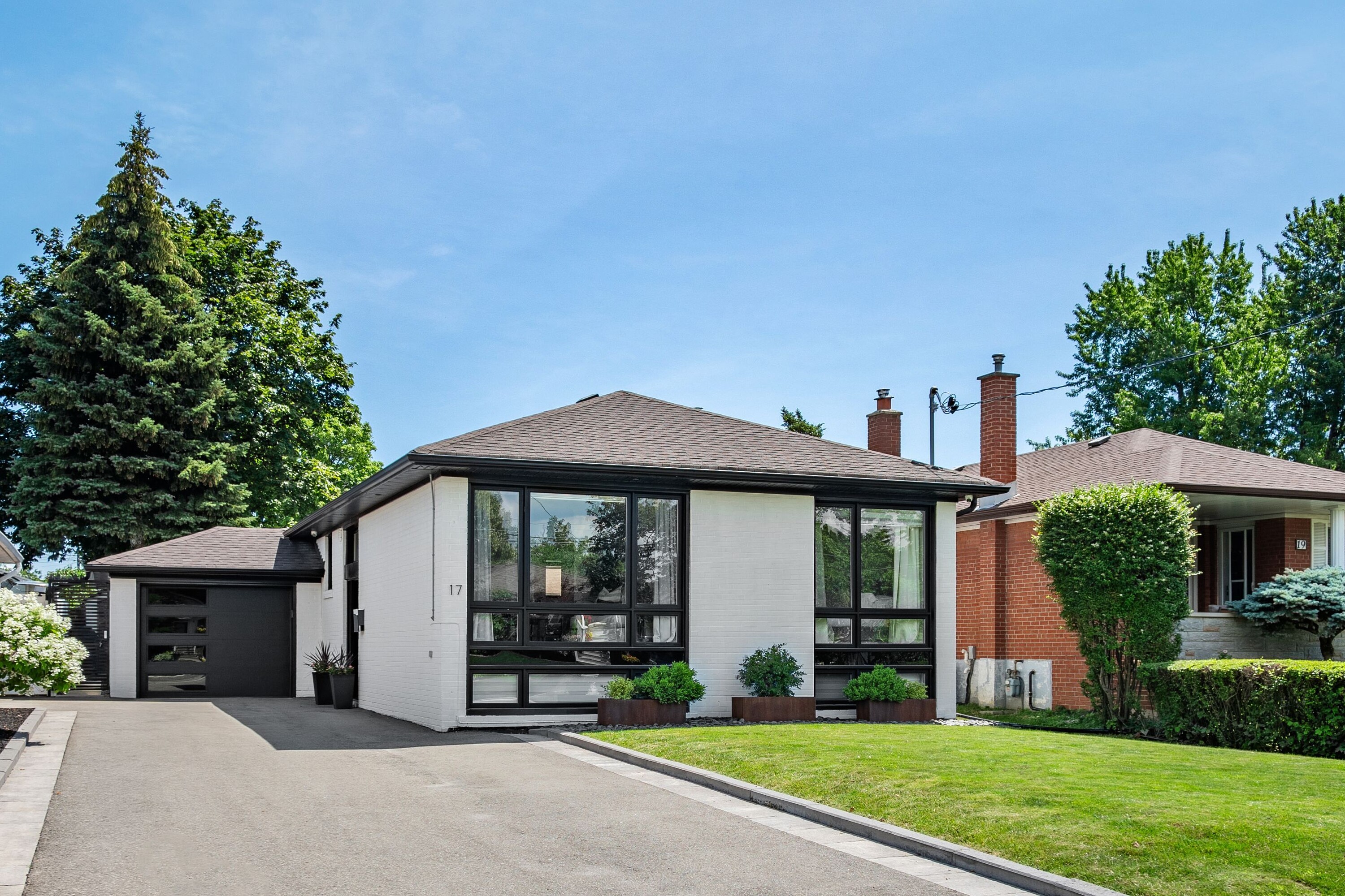  Exceptional Eringate Home - 物件實景