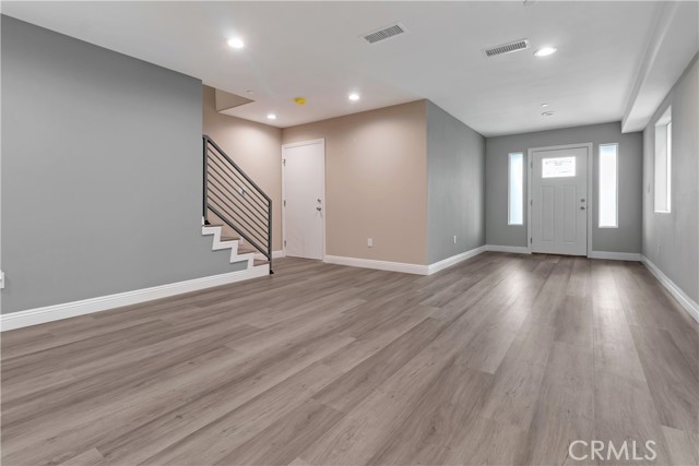 Hawaiian Gardens, California, 90716, United States, 6 Bedrooms Bedrooms, ,Residential,For Sale,1985769